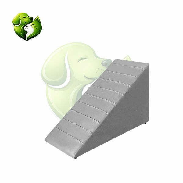 Rampinha Escadinha Pet Antiderrapante em Madeira – Lupzy™ | Acesso Seguro e Conforto Diário